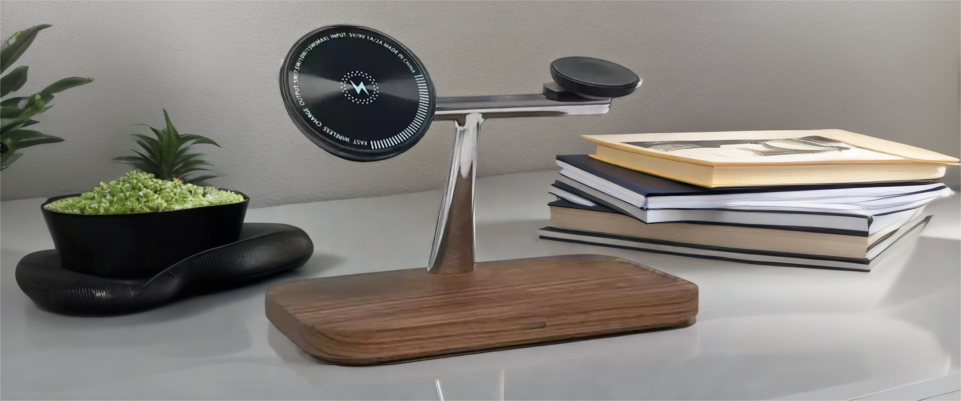 Stylish true wood wireless charger